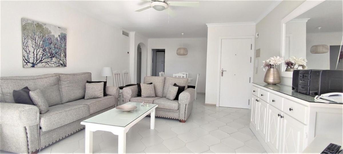 Quiet 2 Bedroom Apartment-Sleeps Up To 6 Михас Экстерьер фото